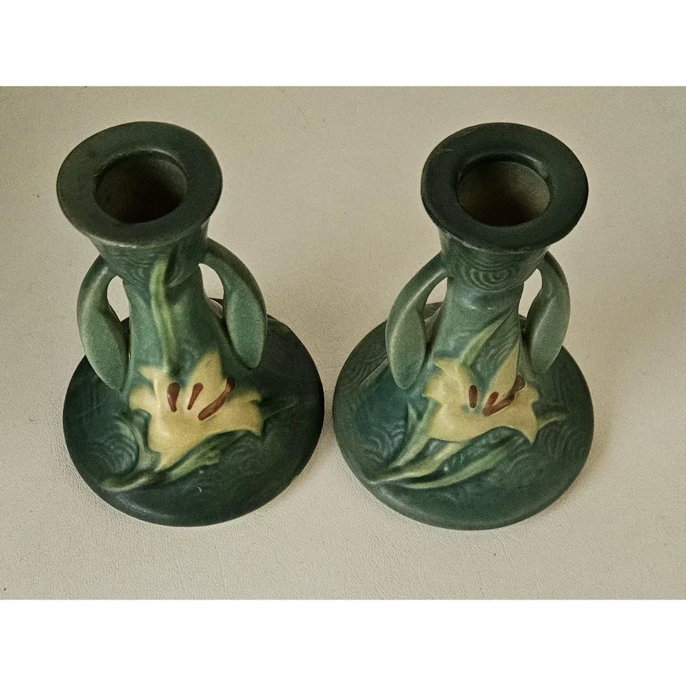 Roseville Pottery Pair of Zephyr Lily Green Candle Holders 1163-4 1/2